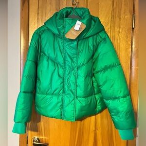 NWT GAP Women’s Size Large Green Crop puffer jacket in green